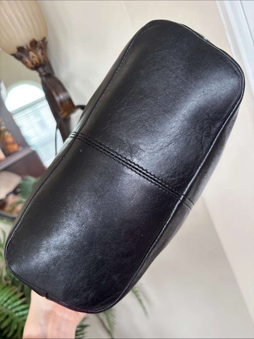 Vintage Etienne Aigner Genuine Leather Black Shoulder Bag Classic Zippered Hobo
